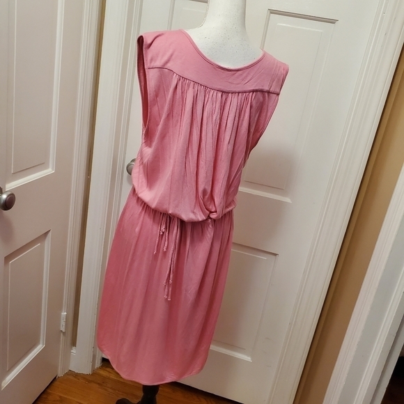 H&M Pink Knit Sleeveless Summer Dress Size Medium - Picture 4 of 10